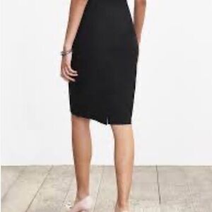 White House Black Market Perfect Form Black Pencil Skirt Size 2